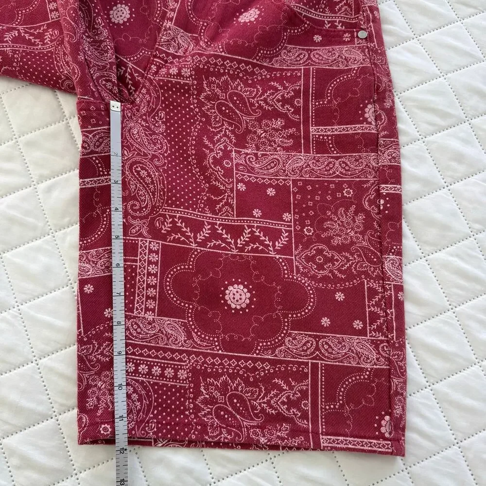 NWT CALI 1850 Women’s Bandana Paisley Bermuda Denim Shorts Size 25 Red